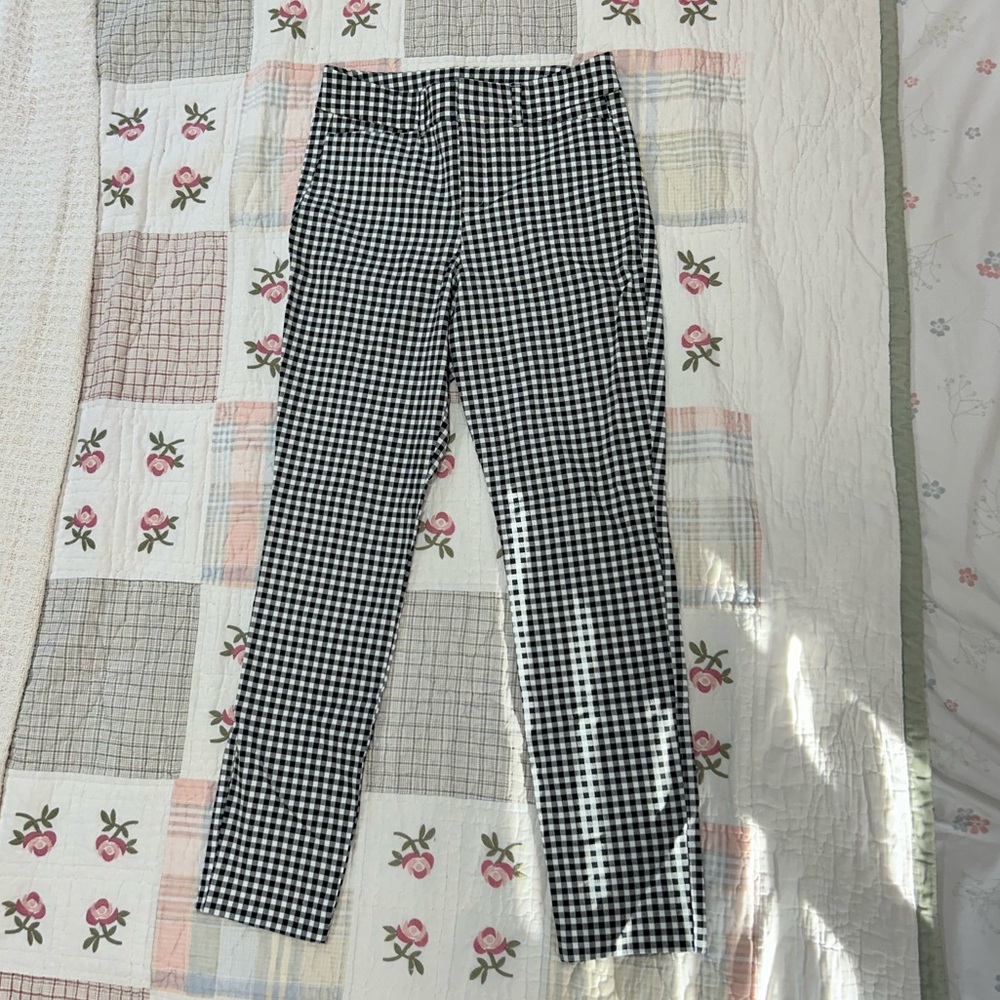 Old Navy Black and White Checkered Pants